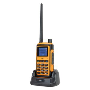Hordozható VHF/UHF kétsávos rádióállomás